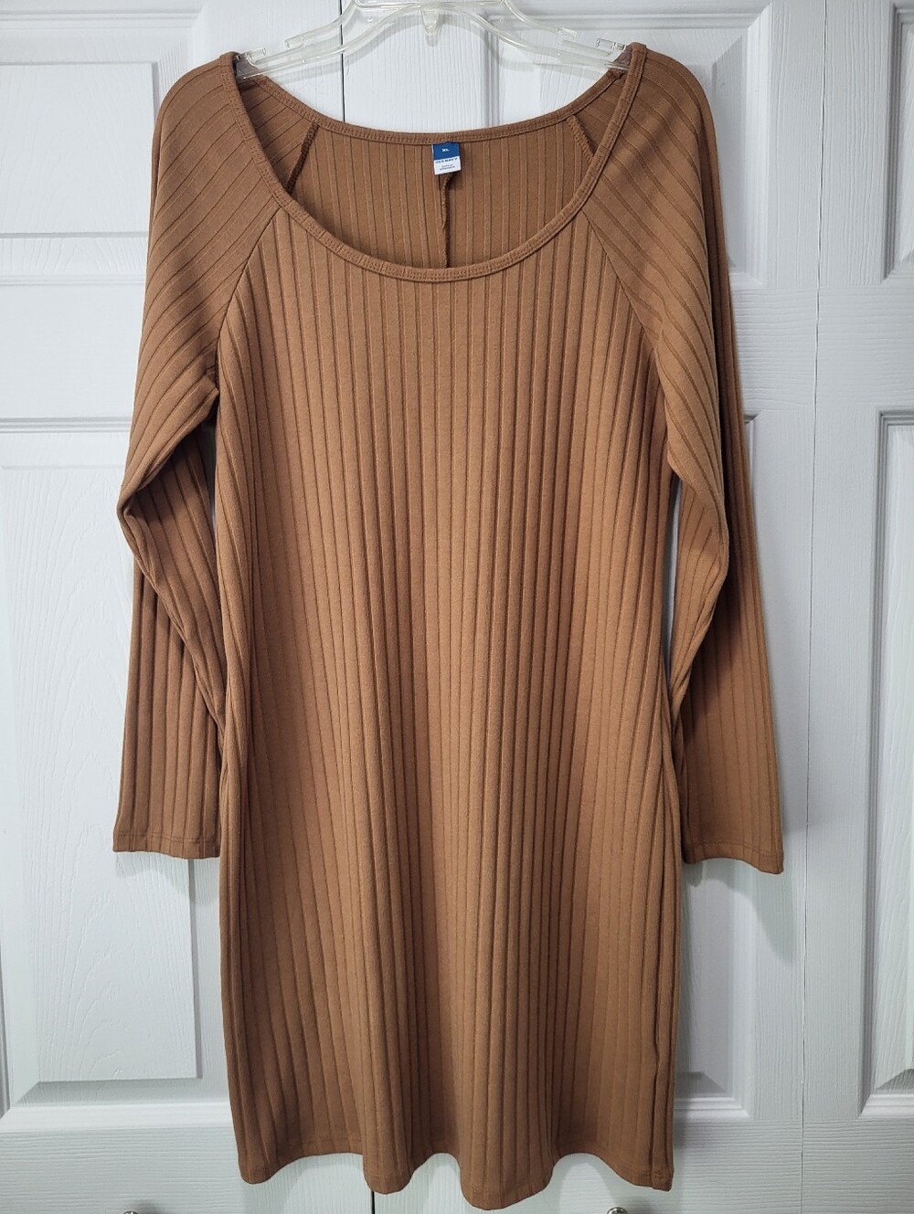 Old Navy Ribbed Long-Sleeve Dress in Camel Brown, XL